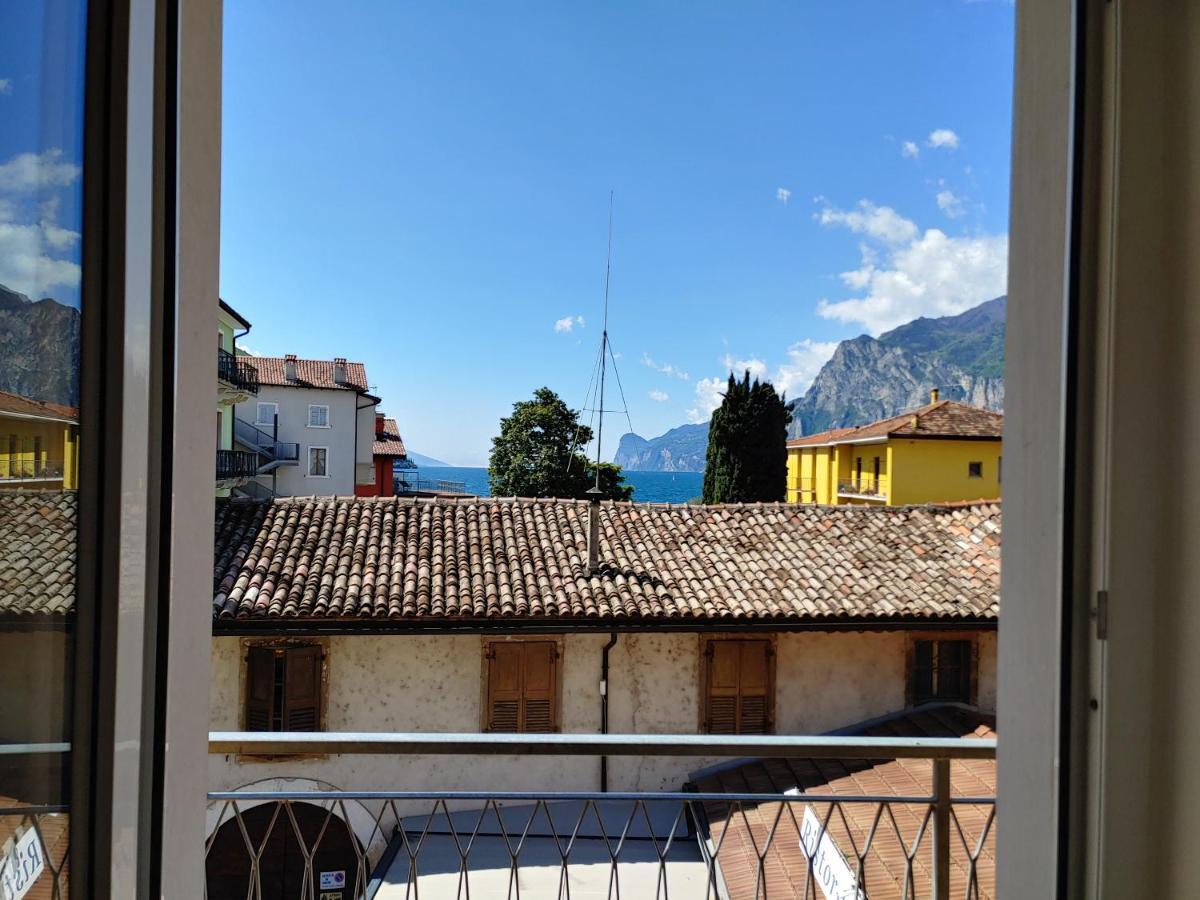 Appartamenti Baia Azzurra 3. 托尔博莱 外观 照片