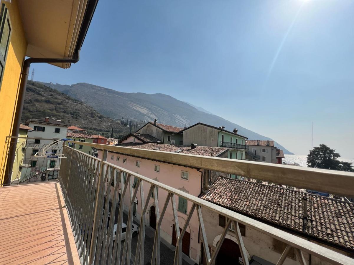 Appartamenti Baia Azzurra 3. 托尔博莱 外观 照片